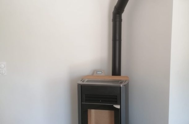 Installation validée à Mauges-sur-Loire (49) – Poêle à granulés H9 Signature de Hoben